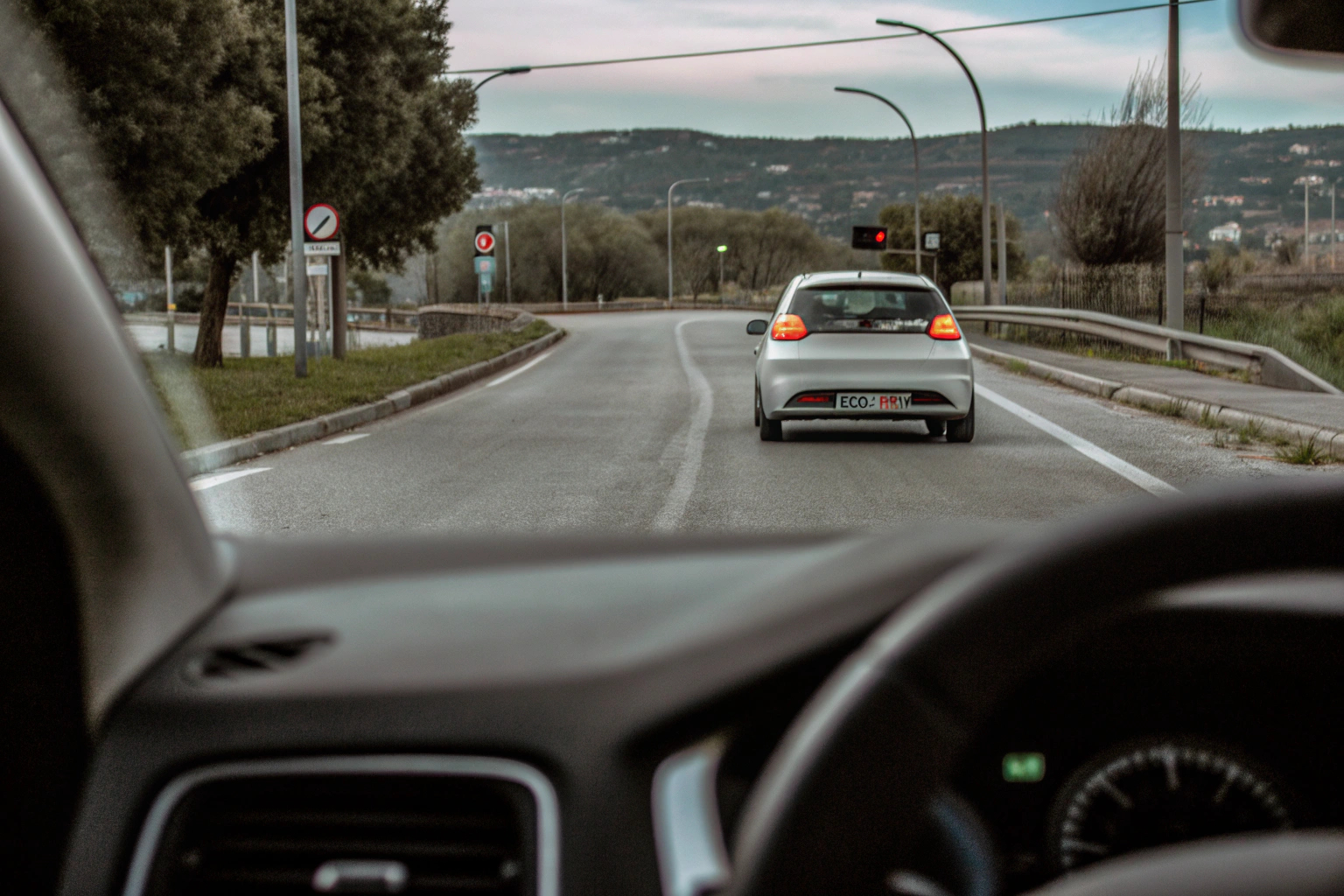 Vorausschauendes Fahren zur Kraftstoffeinsparung