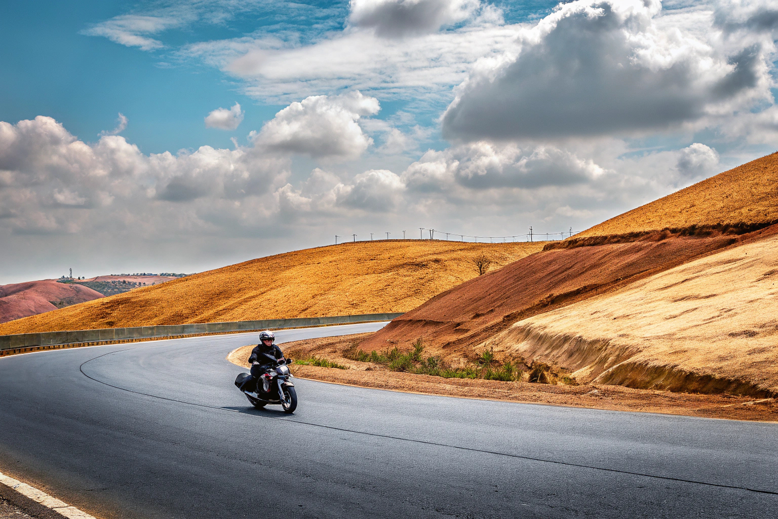 Motorradfahrer in der Eifel